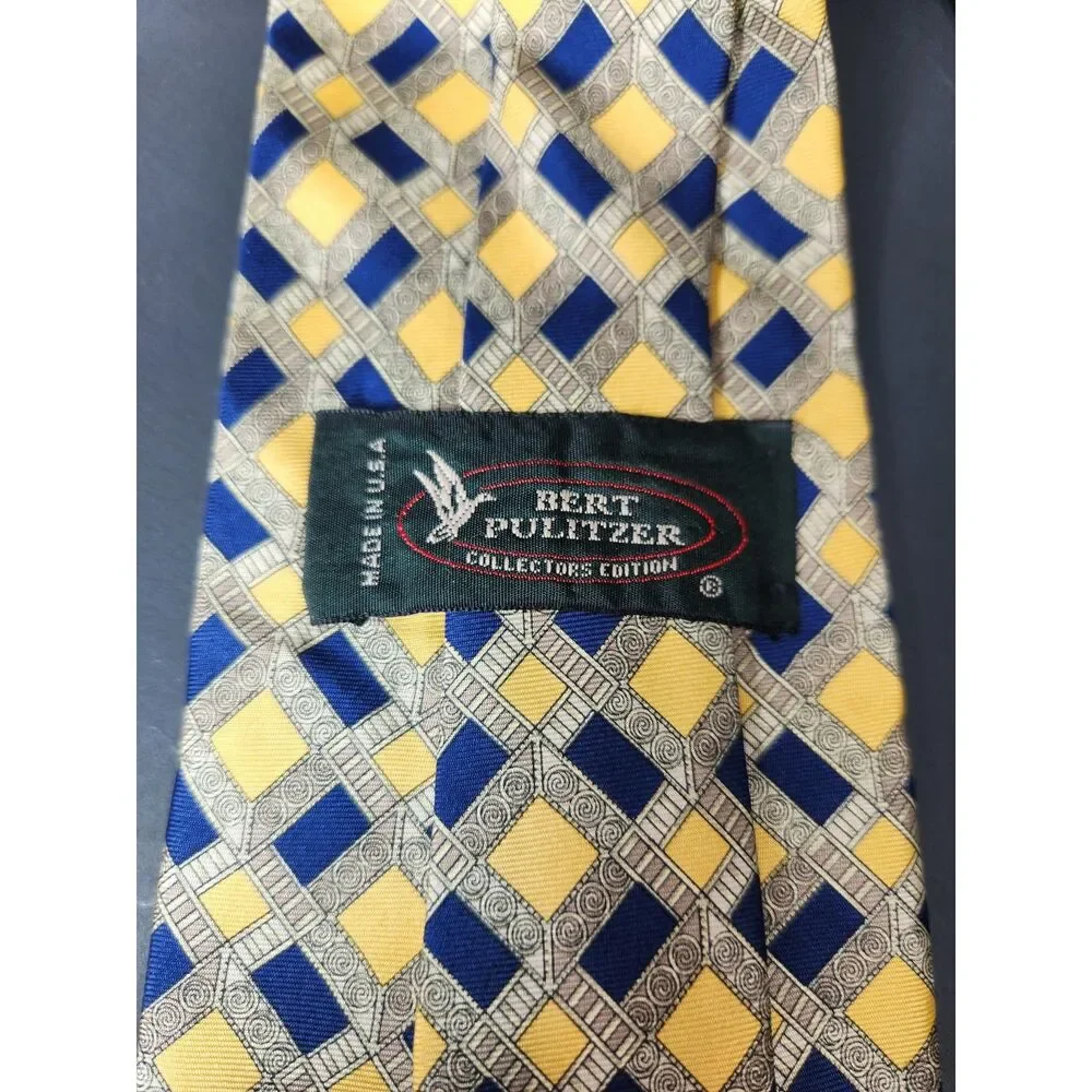 Bert Pulitzer Classic Tie Madder Silk USA Made Classic 3.75” Collectors Edition